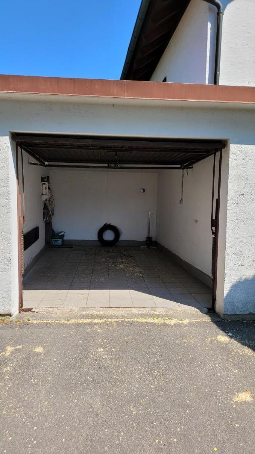 Eg Links-Wunderschoene 70M Grosse 2-Zimmer City Wohnung Naehe Salzburg Freilassing Kültér fotó